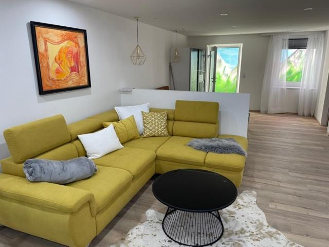 Aussergewoehnliche Kellerloft Apartment Innsbruck