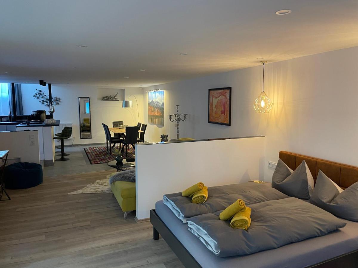 Aussergewoehnliche Kellerloft Innsbruck